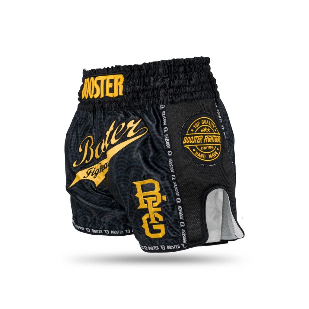 Booster Muay Thai Shorts Slugger Wave, Schwarz-Gold 4