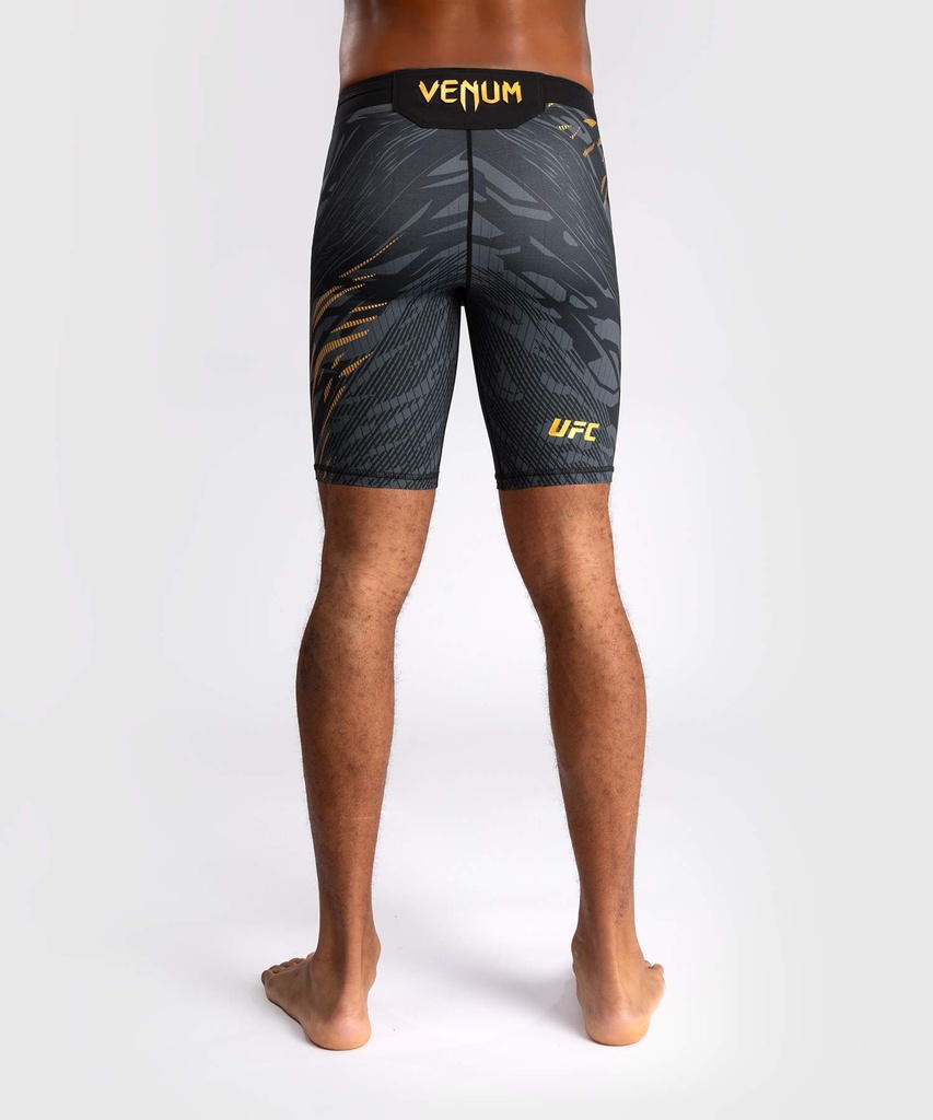 Venum Compression Shorts UFC Fusion Authentic Fight Night Champion, Schwarz-Gold 3