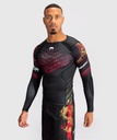 Venum Rash Guard X Tekken 8 Marshall Low, Schwarz-Rot 3