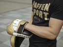 Paffen Sport Boxpratzen Pro, Weiß-Gold