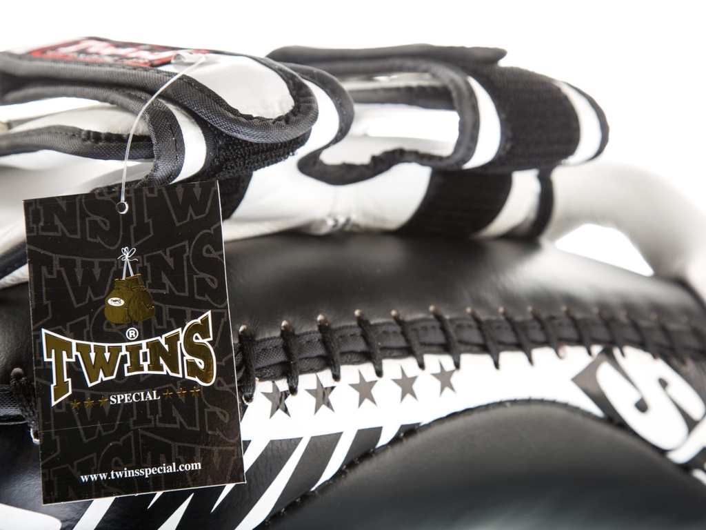 Twins Thai Pads Curved KPL-12, Schwarz-Weiss