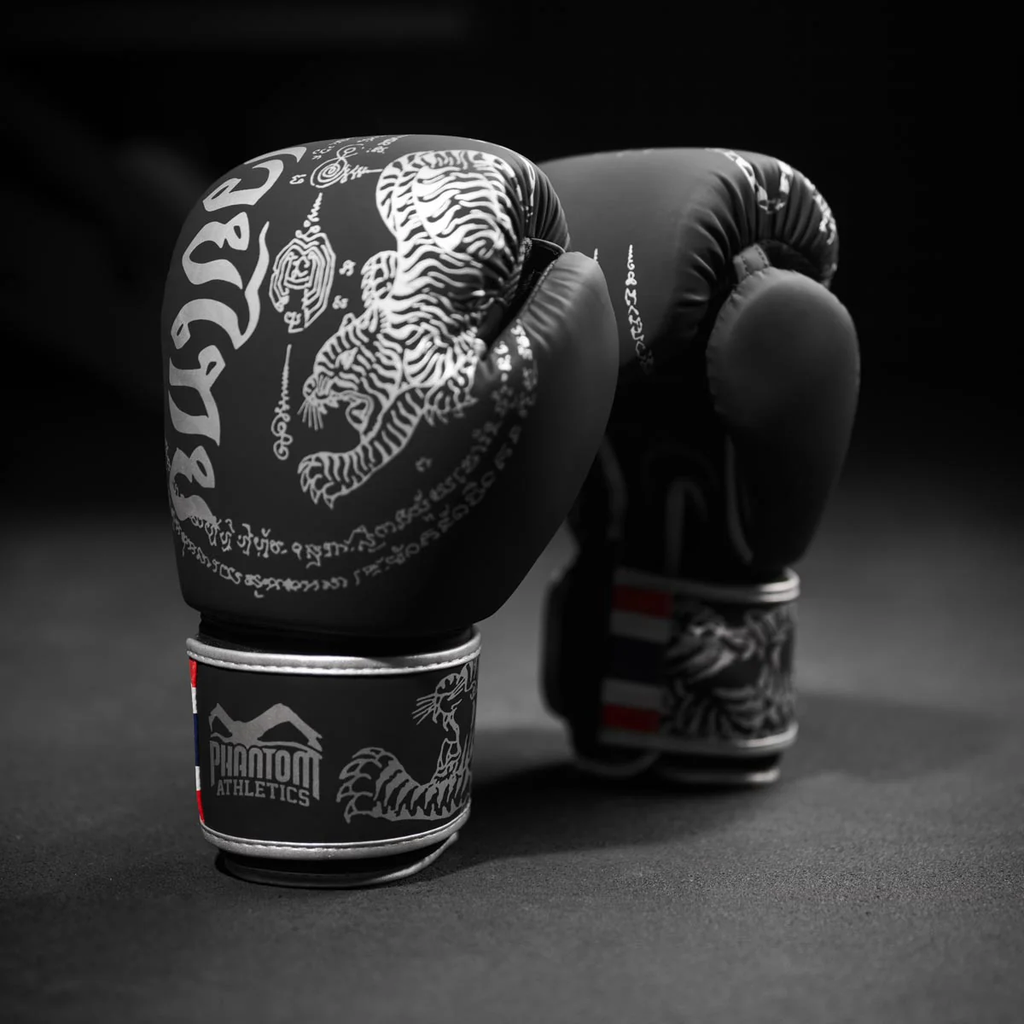 Phantom Boxhandschuhe Muay Thai LE, Schwarz-Silber