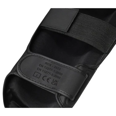 RDX Schienbeinschoner F6 Kara, Schwarz