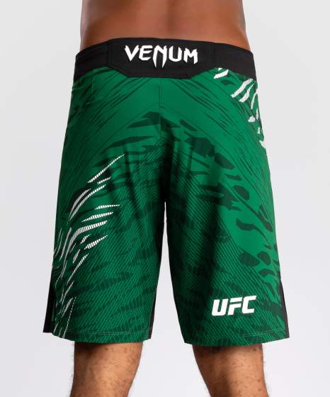 Venum Fight Shorts UFC Fusion Authentic Fight Night Long Fit, Grün 5