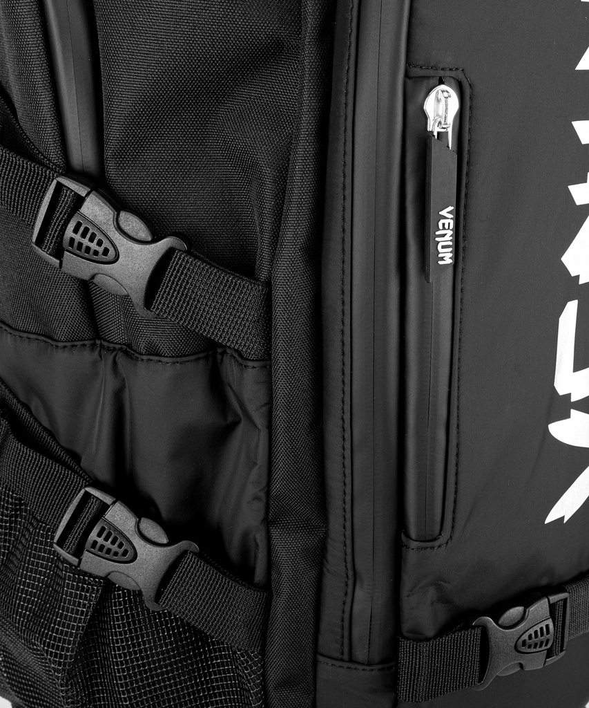 Venum Rucksack Challenger Xtrem Evo, Schwarz-Weiß