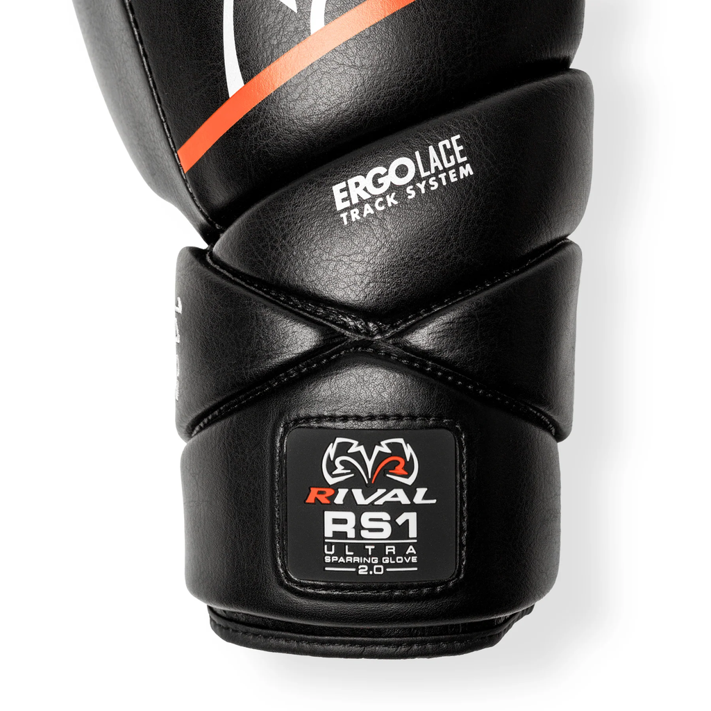 Rival Boxhandschuhe RS1 Ultra Sparring 2.0 mit Schnürung, Schwarz