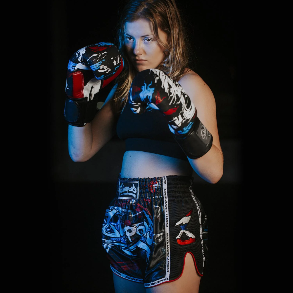 8Weapons Muay Thai Shorts Cut Like A Blade 2.0, Schwarz