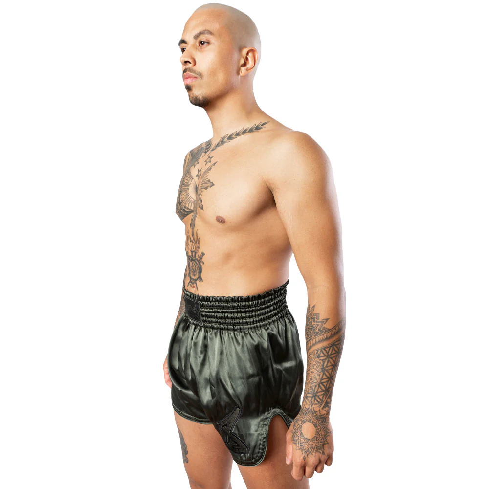 8Weapons Muay Thai Shorts Strike, Olive