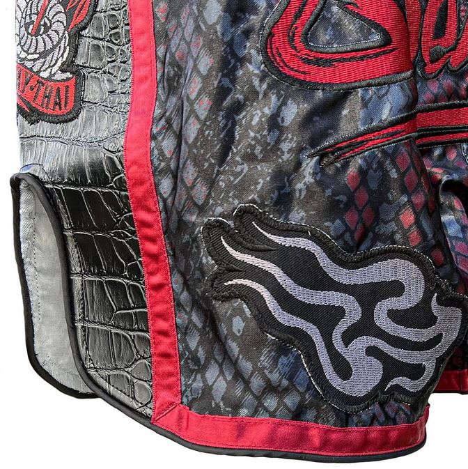 8Weapons Muay Thai Shorts Snake 5