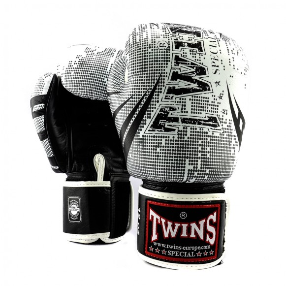 Twins Boxing Gloves BGVL3-TW4, Black-White