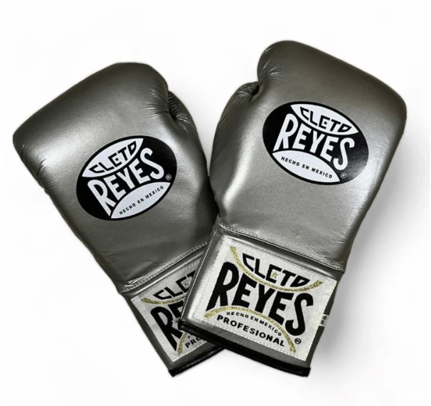 Cleto Reyes Boxhandschuhe Profight Safetec mit Schnürung, Silber