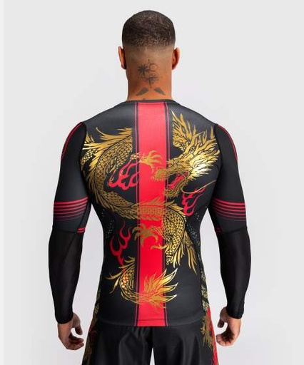 Venum Rash Guard X Tekken 8 Marshall Low, Schwarz-Rot