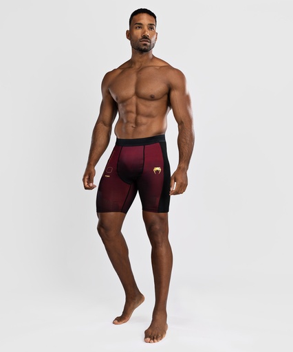 Venum Compression Shorts Tactical XT, Schwarz-Burgundrot-Gold